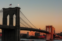BrklnBrdgMoon_1400