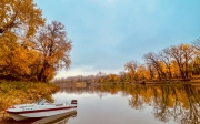 MNriverBoatYlwLvs_1400